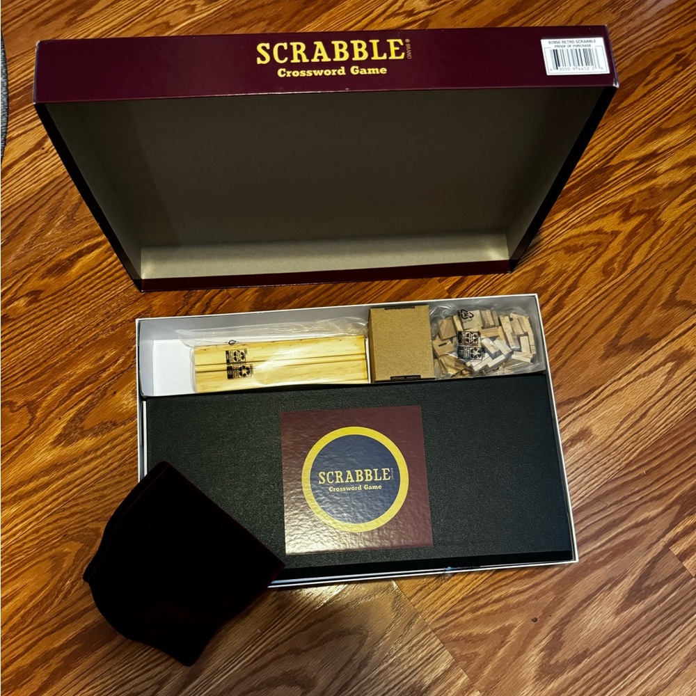 Scrabble - Picture 2 of 6